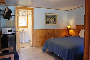 Blueberry Hill Motel