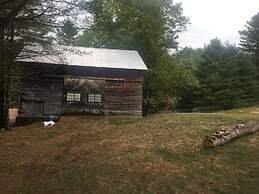 Blueberry Hill Motel