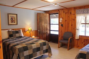 Blueberry Hill Motel