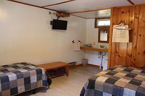 Blueberry Hill Motel