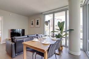 Clarendon Apt Near Subway