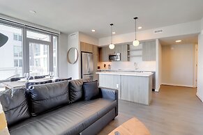 Clarendon Apt Near Subway