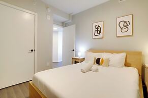 Clarendon Apt Near Subway