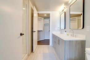 Clarendon Apt Near Subway