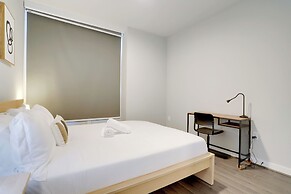 Clarendon Apt Near Subway