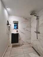 Chic Comfortable Loft and Natural Light