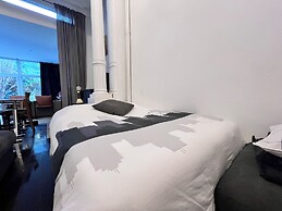 Chic Comfortable Loft and Natural Light