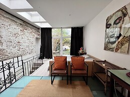 Chic Comfortable Loft and Natural Light