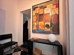 Chic Comfortable Loft and Natural Light