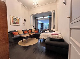 Chic Comfortable Loft and Natural Light