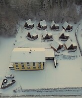 Mountains&Lakes – Chaletdorf & Apartments