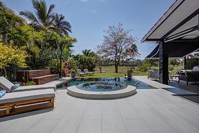 El Tigre Mariposa Villas