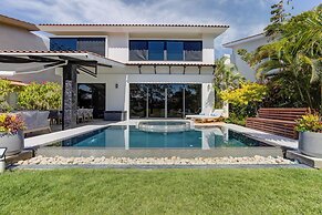 El Tigre Mariposa Villas