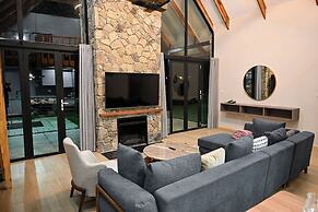 Mountain Lakes Resort and Spa