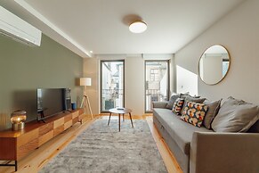 Gaia Premium B Apartment by Vacationy