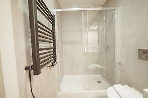 Gaia Premium B Apartment by Vacationy