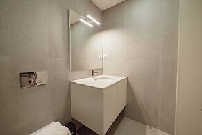 Gaia Premium B Apartment by Vacationy