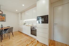 Gaia Premium B Apartment by Vacationy