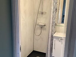 Bright Holiday Home in Karrebaeksminde