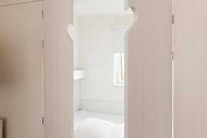 Skip Wellness De Luxe With Sauna
