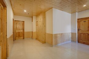 Treebo Premium Silverstone Resort With Mountain Valley View