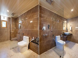 Treebo Premium Silverstone Resort With Mountain Valley View