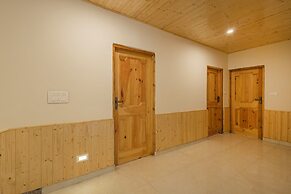 Treebo Premium Silverstone Resort With Mountain Valley View