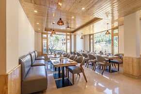 Treebo Premium Silverstone Resort With Mountain Valley View