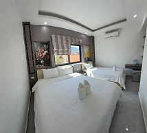 Vang Vieng Rivercube Hotel