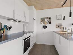 5 Star Holiday Home in Lokken