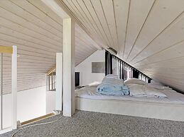 5 Star Holiday Home in Lokken