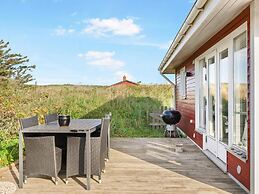 5 Star Holiday Home in Lokken