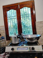 Kashi Cottage Homestay By GRB