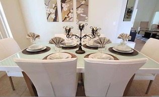 4bdr w Pool Near Disney