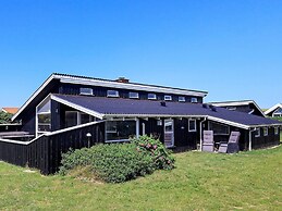 Cozy Holiday Home in Lokken, by sea