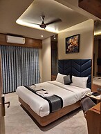 Hotel Regalia Suites