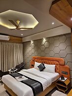 Hotel Regalia Suites