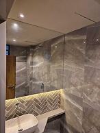 Hotel Regalia Suites