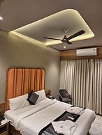Hotel Regalia Suites