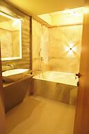 Hotel Regalia Suites