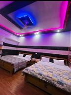 Goroomgo Milan Palace Ayodhya