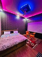 Goroomgo Milan Palace Ayodhya