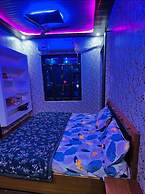 Goroomgo Milan Palace Ayodhya