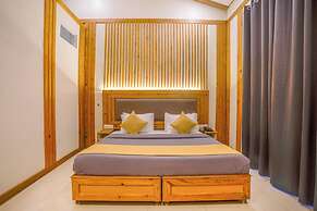 Deva's Retreat
