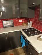 Gloucester - 2 Bed House - Sleeps 7 - Pet Friendly