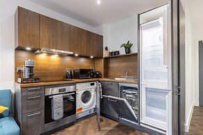 1 Bed Flat - Sleeps 4 - Pets - Parking - Wifi