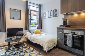 Modern Apt, City Centre, Relocations