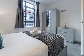 1 Bed Flat - Sleeps 4 - Pets - Parking - Wifi