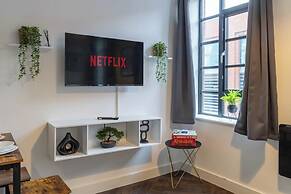 Modern Apt, City Centre, Relocations