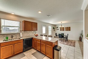 Spacious Home 11 Mi to San Antonio River Walk